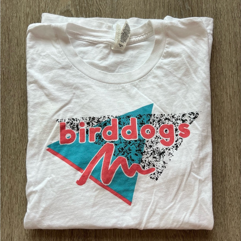 Birddogs Graphic Tee White Retro Triangle Logo Shirt Mens Medium 100% Cotton - Picture 2 of 5